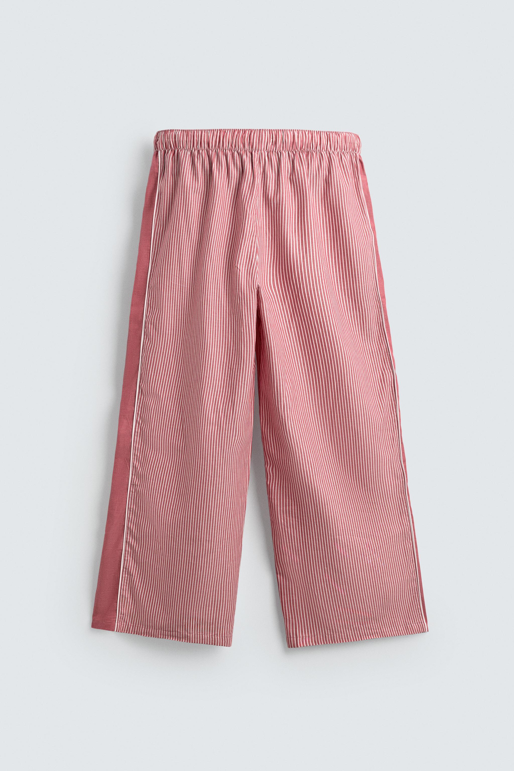 PANTALON À RAYURES ET BANDE EN CONTRASTE